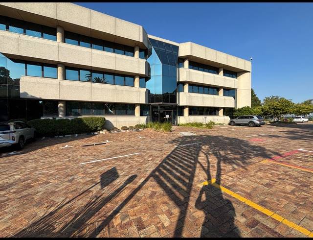 190M² OFFICE TO LET IN TYGER VALLEY